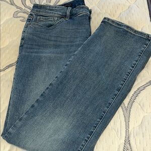 NYDJ Marilyn Straight Leg 🦵 Classic Jeans👖 Stretch 5 Pockets 4 🪪 💄💵